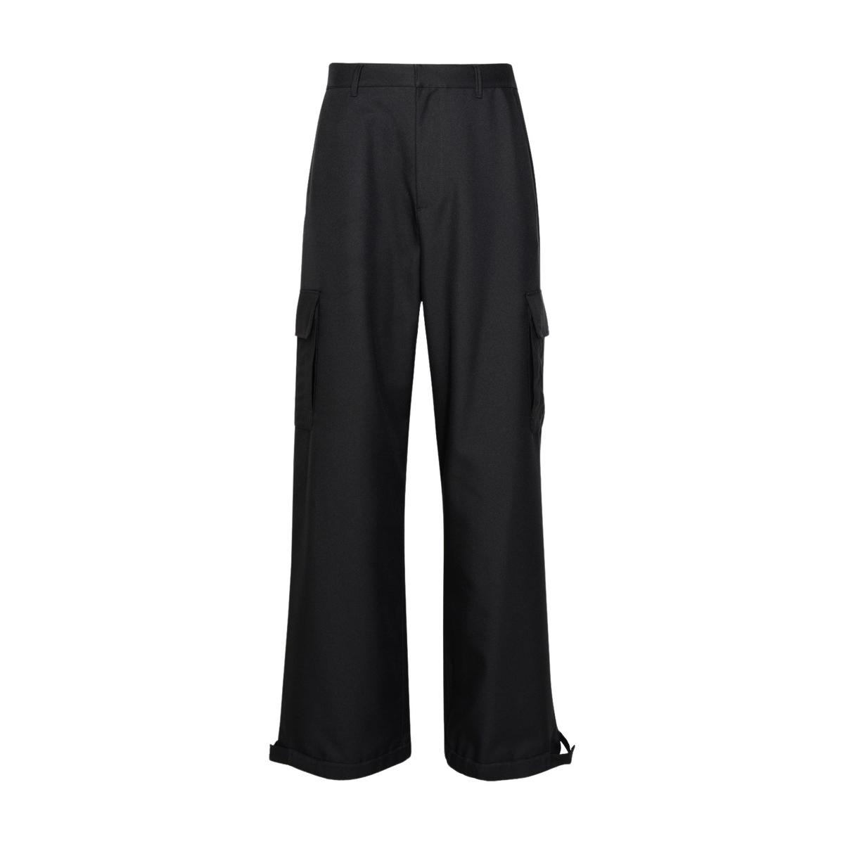 product/o/f/off-white_omcf037c99fab002_noir_1.jpg