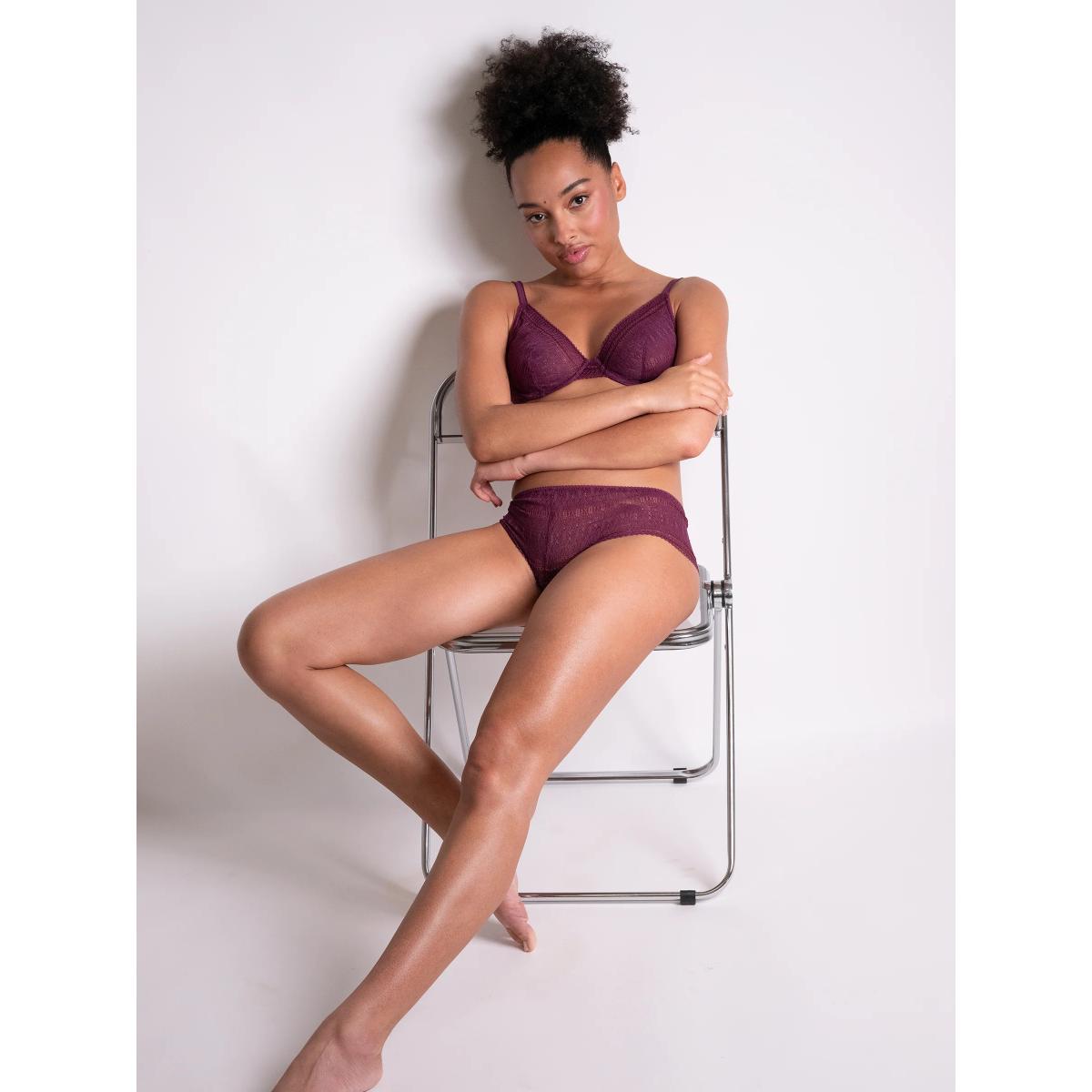 product/p/a/passionata_t519-0764_prune_6.jpg