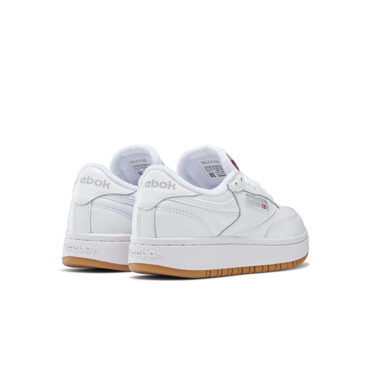 product/r/e/reebok-classics_fv5658_6_footwear_photography_back_lateral_top_view_white_000.jpg