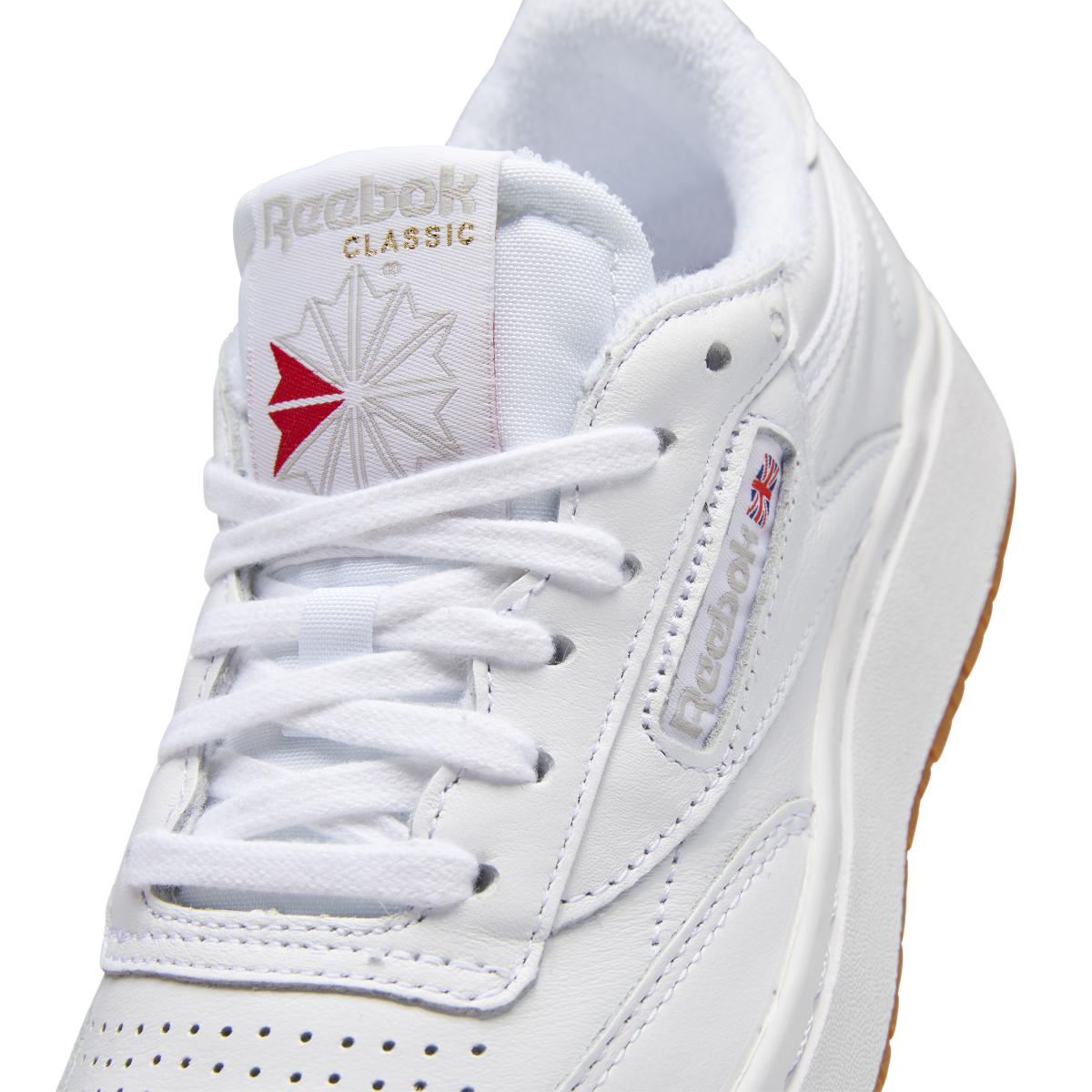 product/r/e/reebok-classics_fv5658_8_footwear_photography_detail_view_2_white_000.jpg