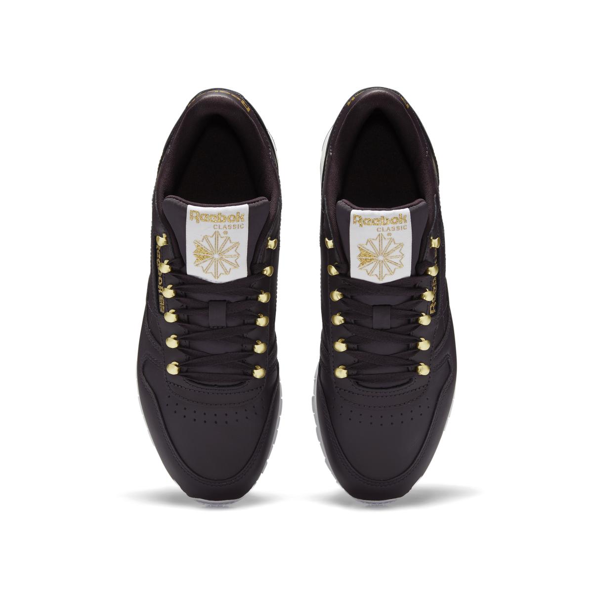 product/r/e/reebok-classics_fw1258_2_footwear_photography_top_portrait_view_white_000.jpg