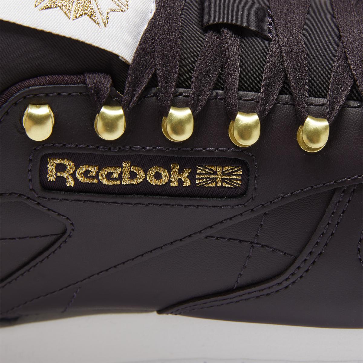 product/r/e/reebok-classics_fw1258_8_footwear_photography_detail_view_2_white_000.jpg
