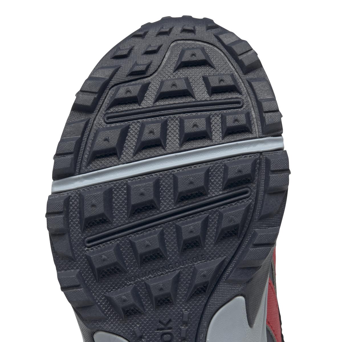 product/r/e/reebok_fw8554_8_footwear_photography_detail_view_2_white_000.jpg