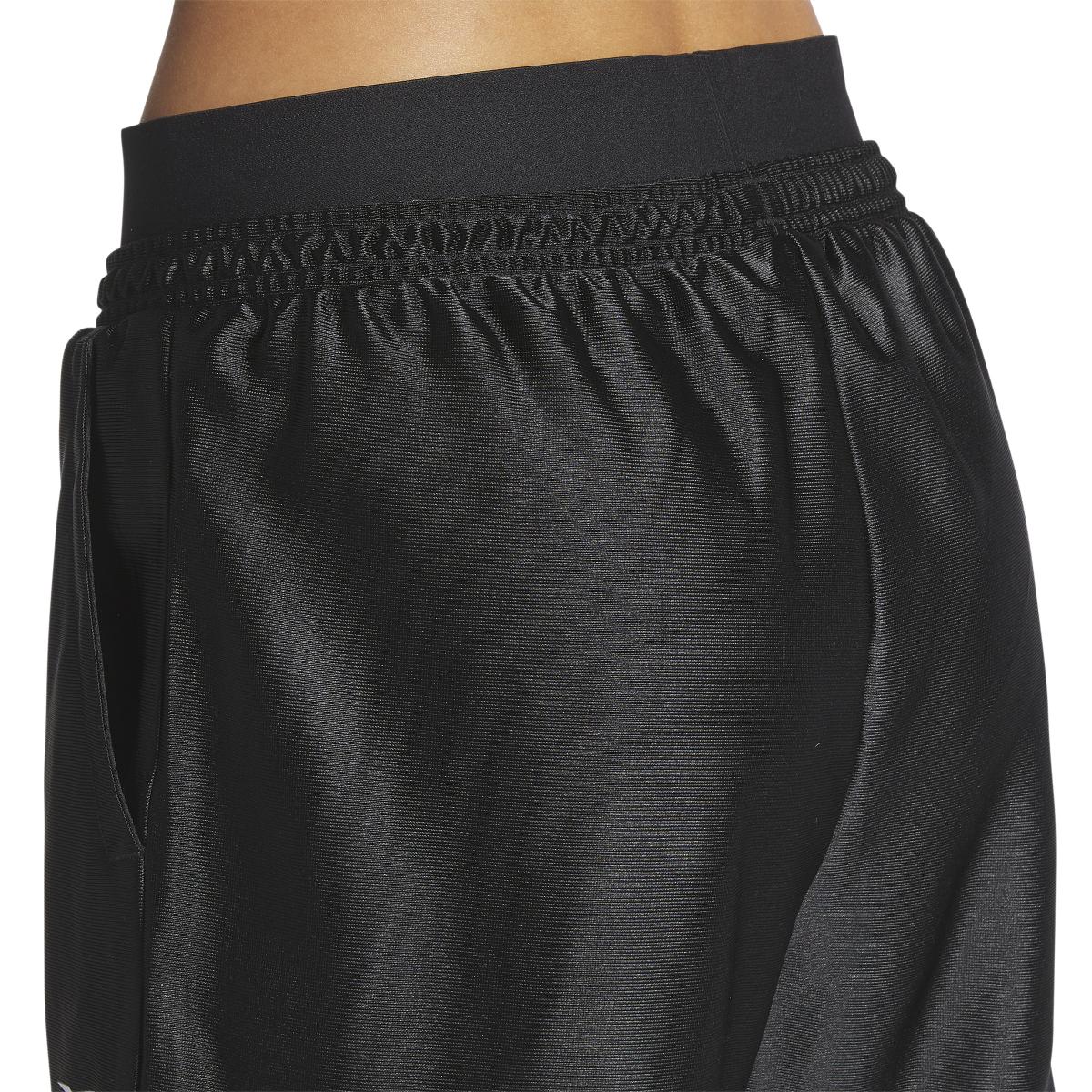 product/r/e/reebok_hz6980_7_apparel_on_model_detail_view_3_white.jpg