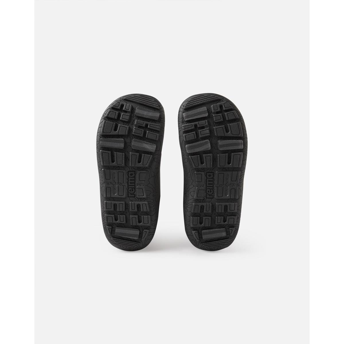 product/r/e/reima_5400150a-9990_black_6.jpg