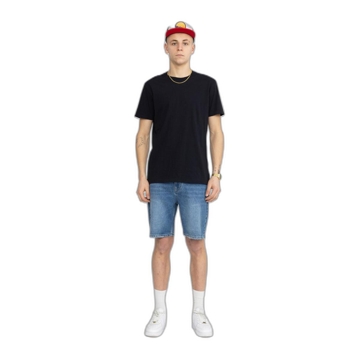 product/r/e/revolution_1051-black_3.jpg