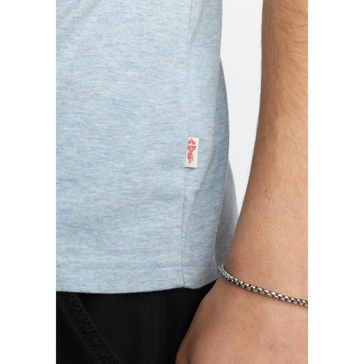 product/r/e/revolution_1051-lightblue_lightblue_3.jpg