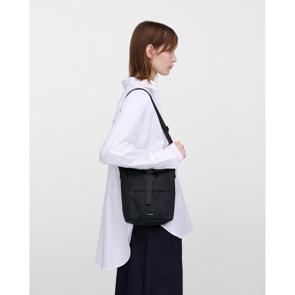 product/s/a/sandqvist_251203999_black_5.jpg