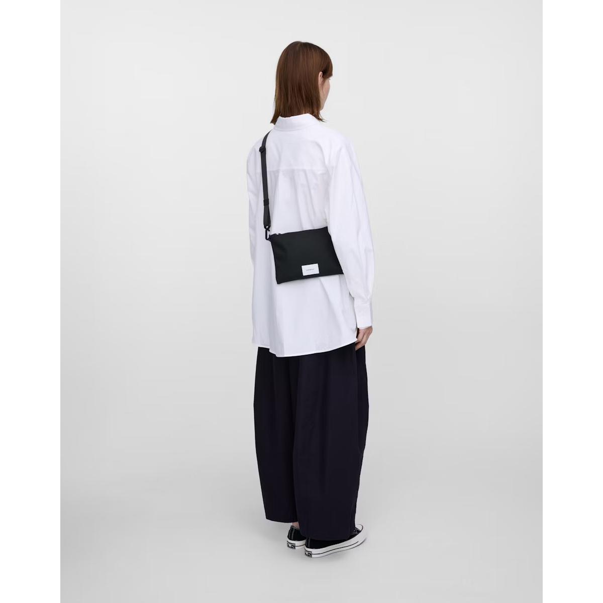 product/s/a/sandqvist_257303999_black_7.jpg