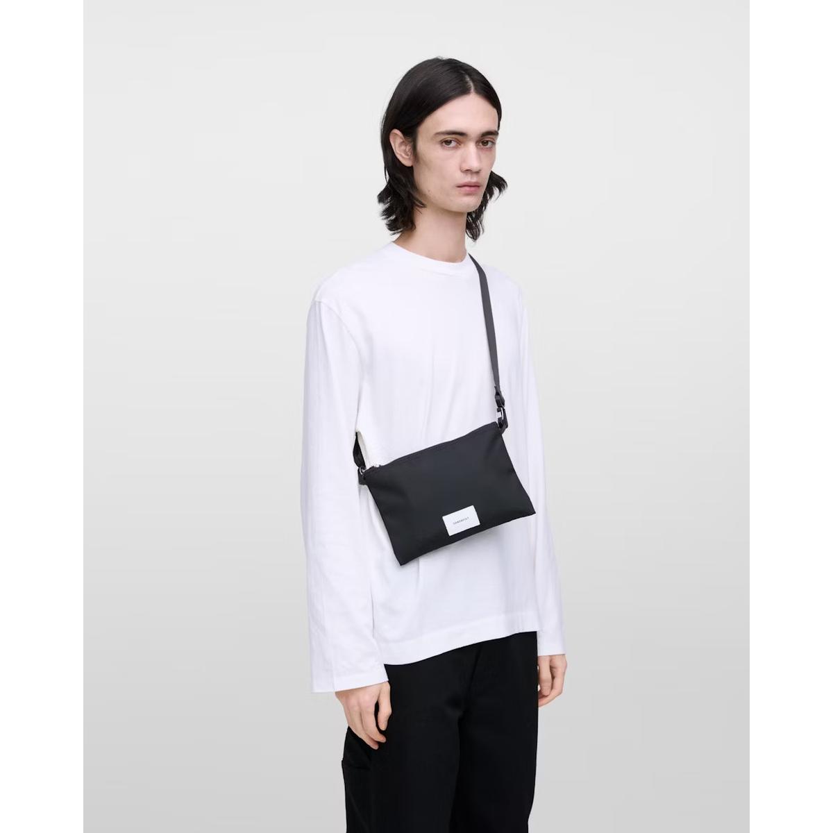 product/s/a/sandqvist_257303999_black_8.jpg