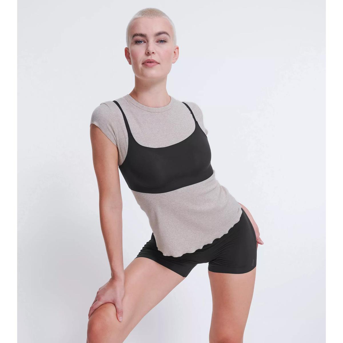 product/s/l/sloggi_10217766-0004_black_4.jpg