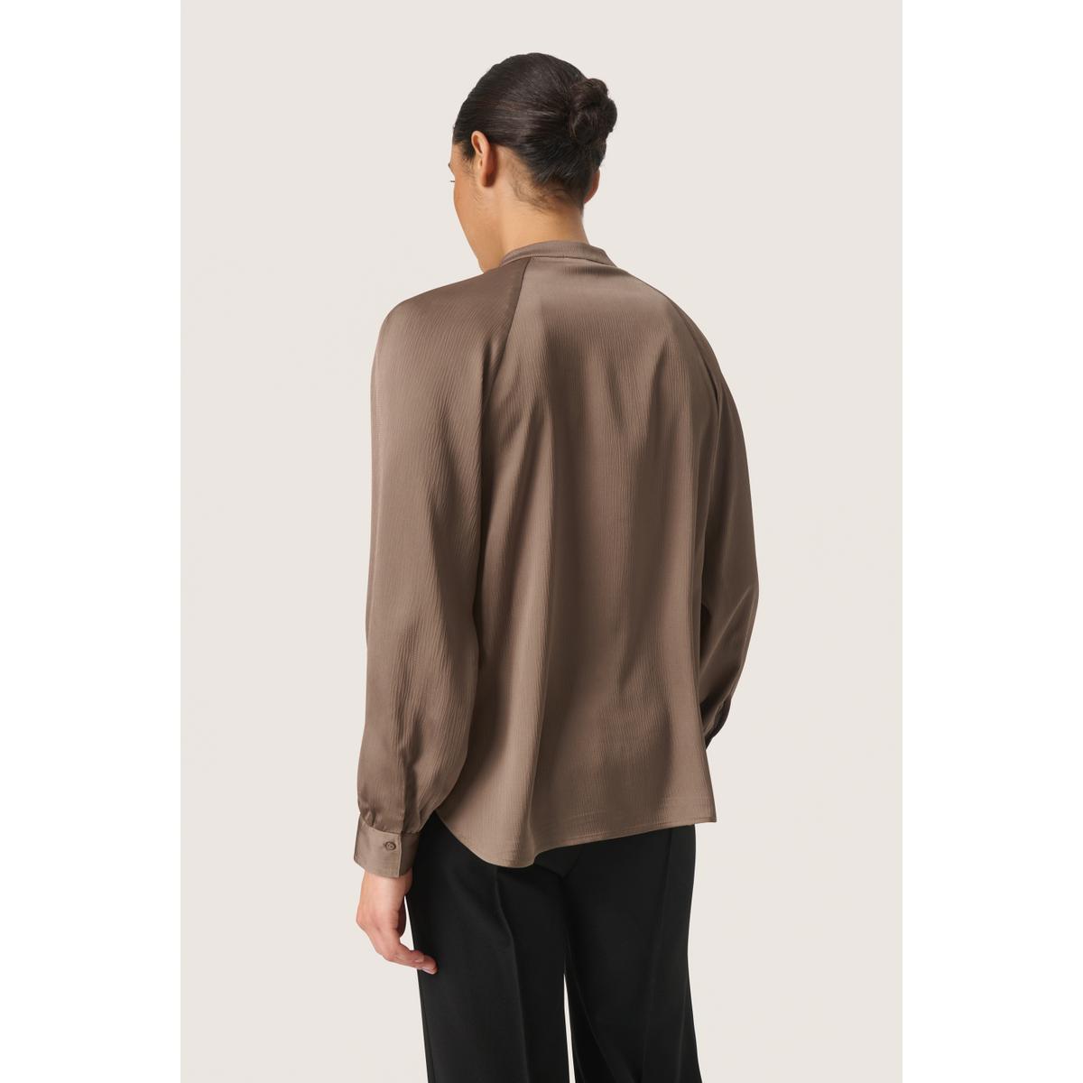 product/s/o/soaked-in-luxury_30407197-190808_5.jpg