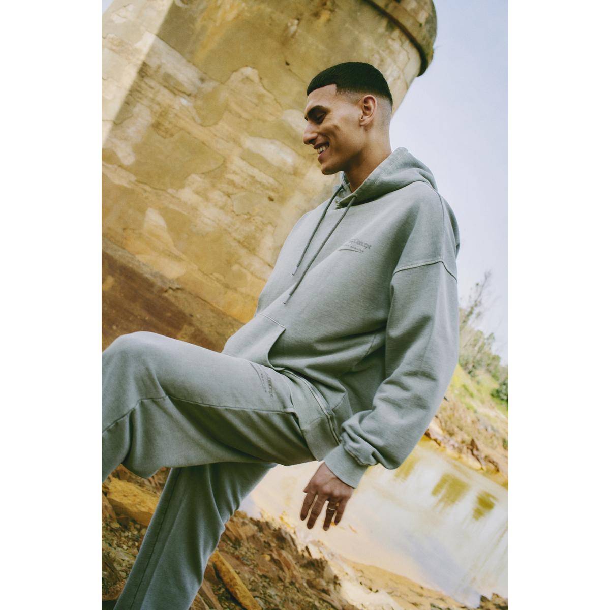 product/t/h/thejoggconcept_22800846-175102_5.jpg