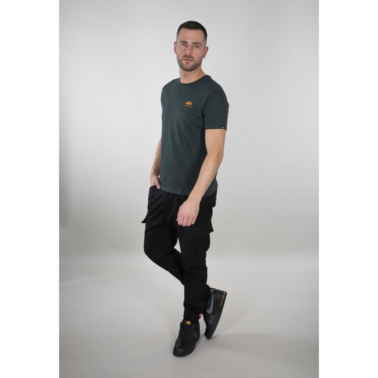 product/1/8/188505-353-alpha-industries-basic-t-small-logo-003.jpg