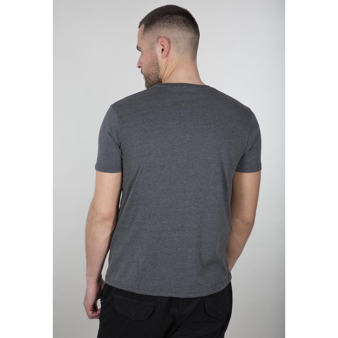 product/1/8/188505-597-alpha-industries-basic-t-small-logo-004.jpg
