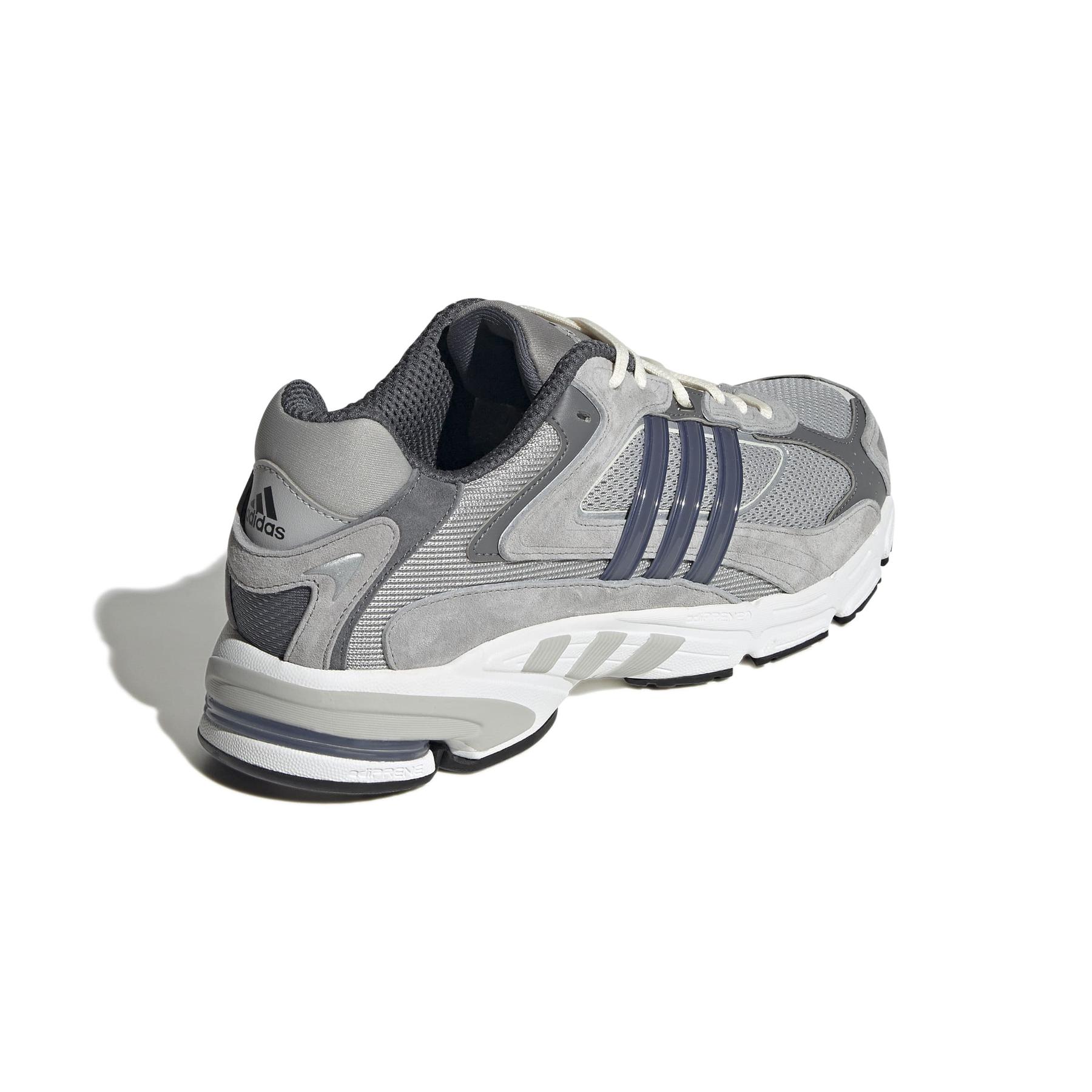 product/2/0/2025_08_adidas_gz1561_7_footwear_photography_back_lateral_top_view_white.jpg