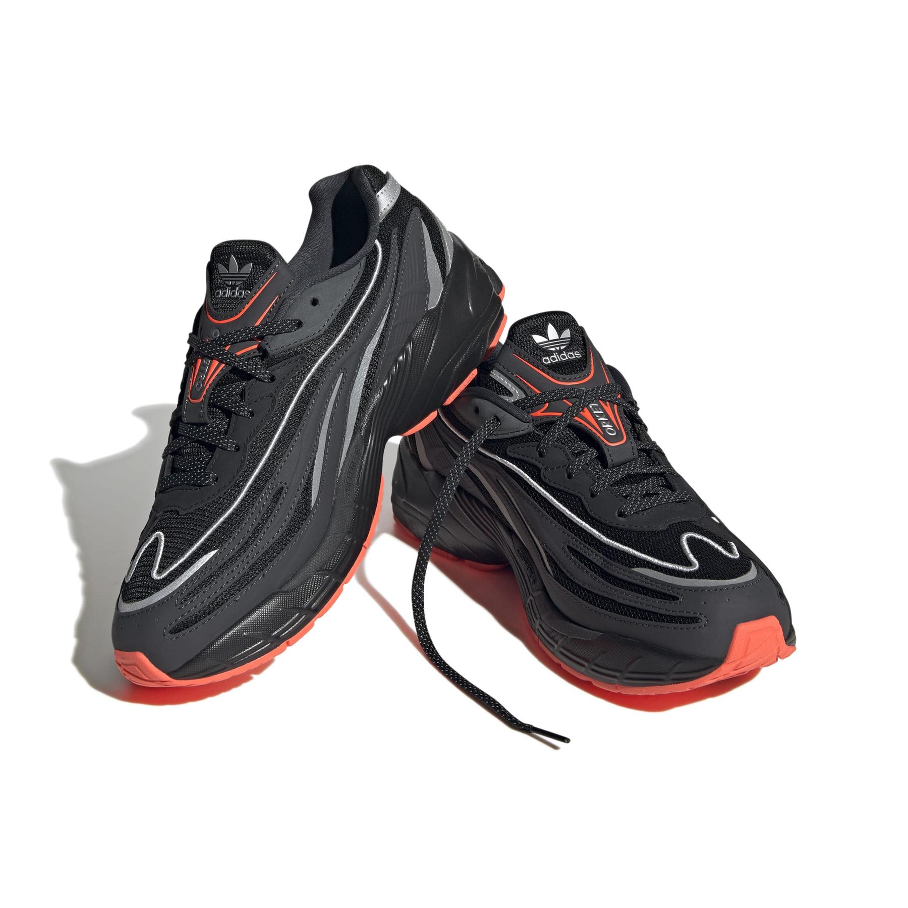 product/2/0/2025_08_adidas_gz9692_6_footwear_photography_front_lateral_top_view_white.jpg