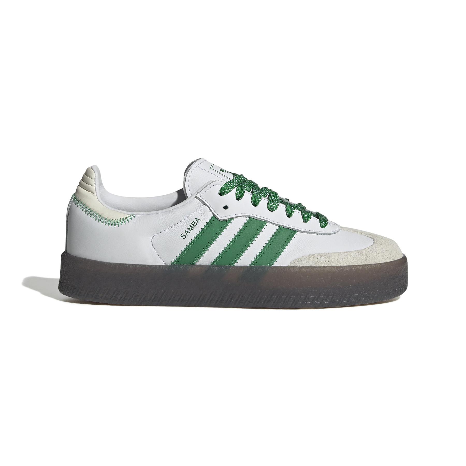 product/2/0/2025_10_adidas_ie9105_1_footwear_photography_side_lateral_center_view_white.jpg