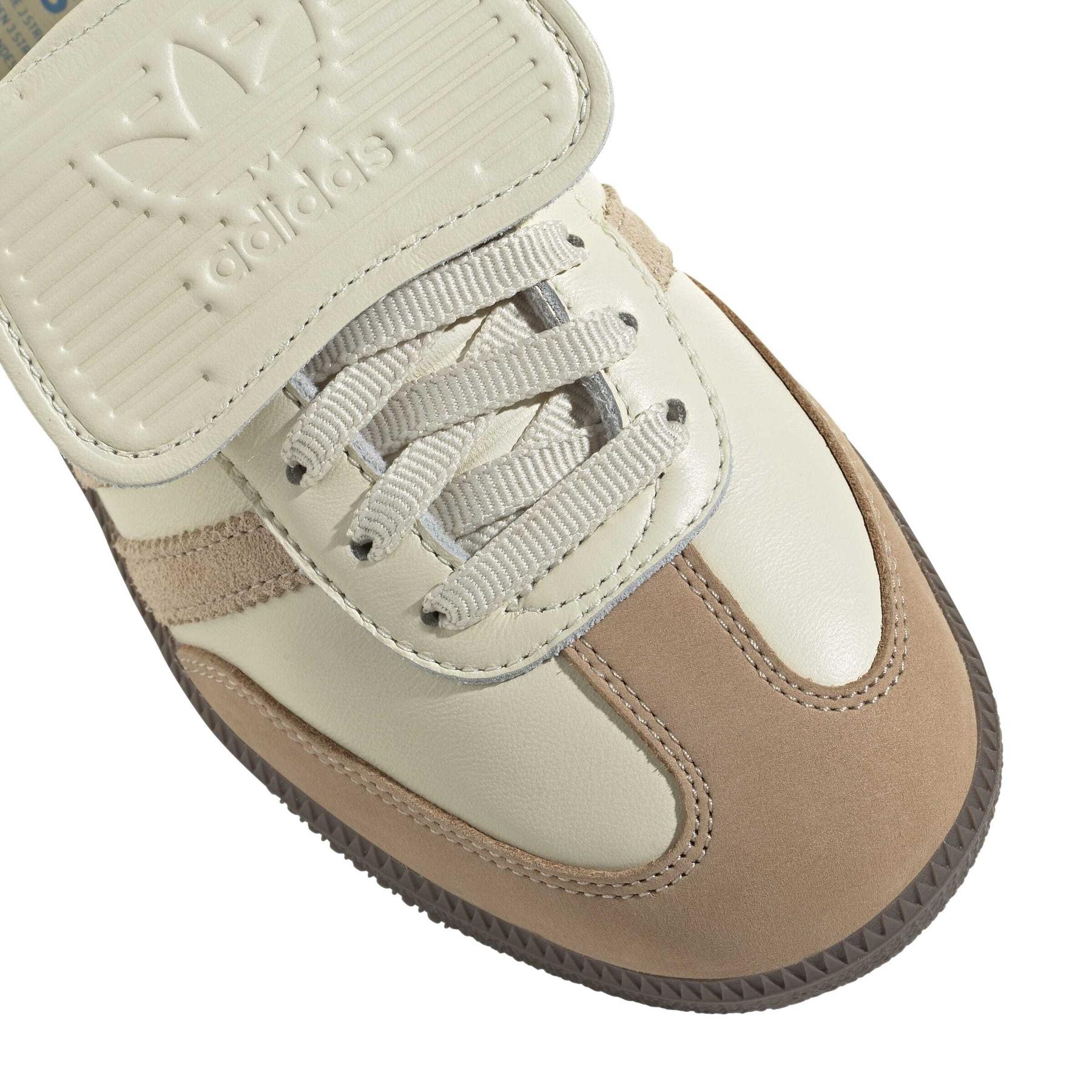 product/2/0/2025_10_adidas_jh5706_8_footwear_photography_detail_view_1_white.jpg