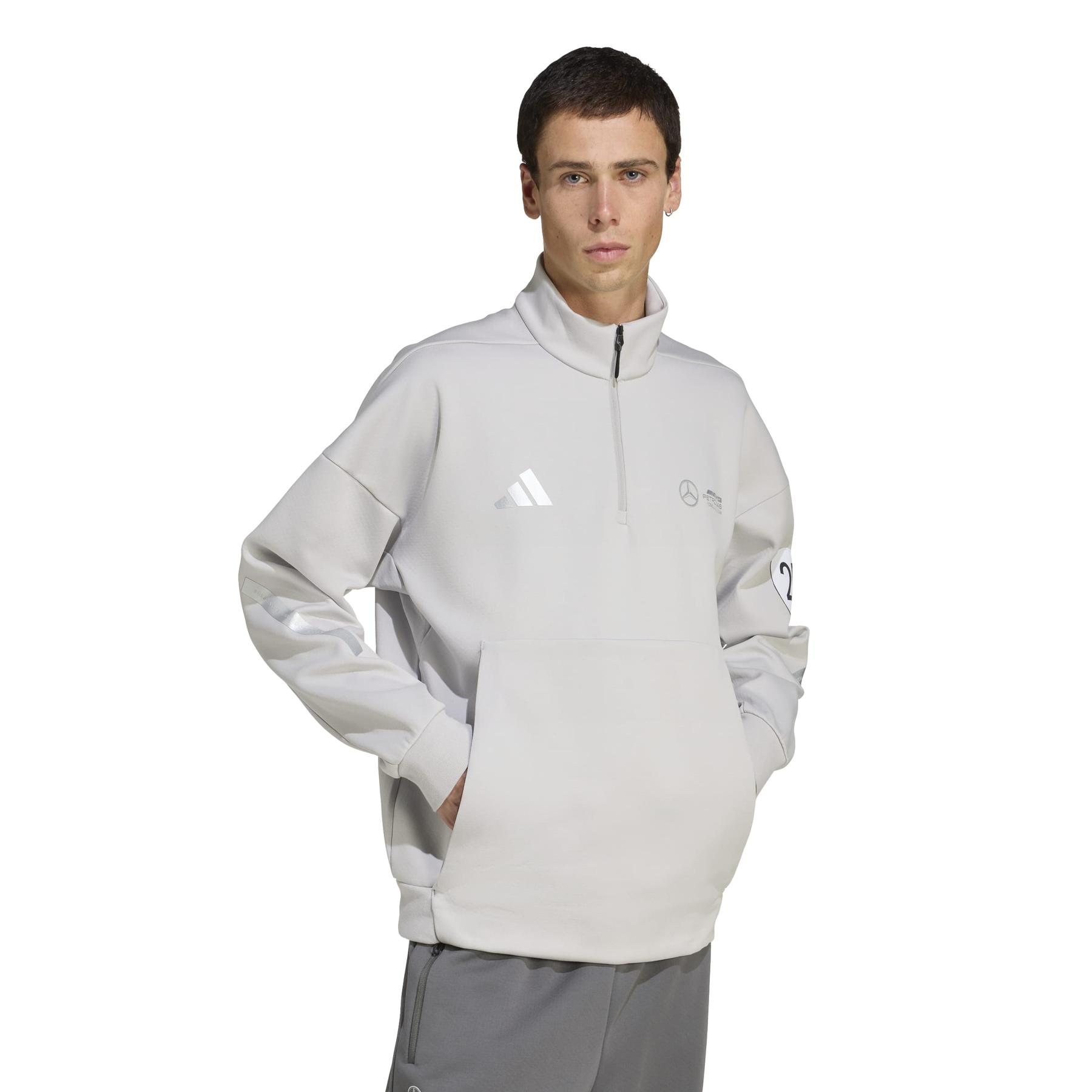 product/2/0/2025_adidas_jw3477_4_apparel_on_model_walking_view_white.jpg