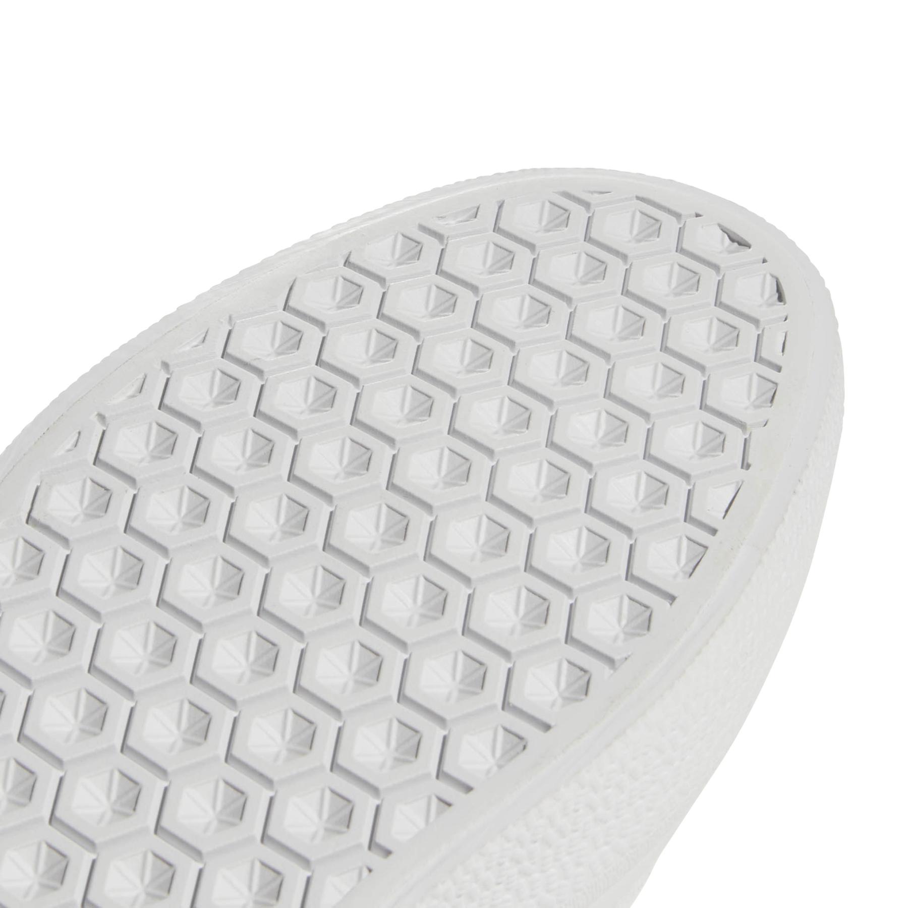 product/a/d/adidas-originals_b22705_9_footwear_photography_detail_view_2_white_000.jpg