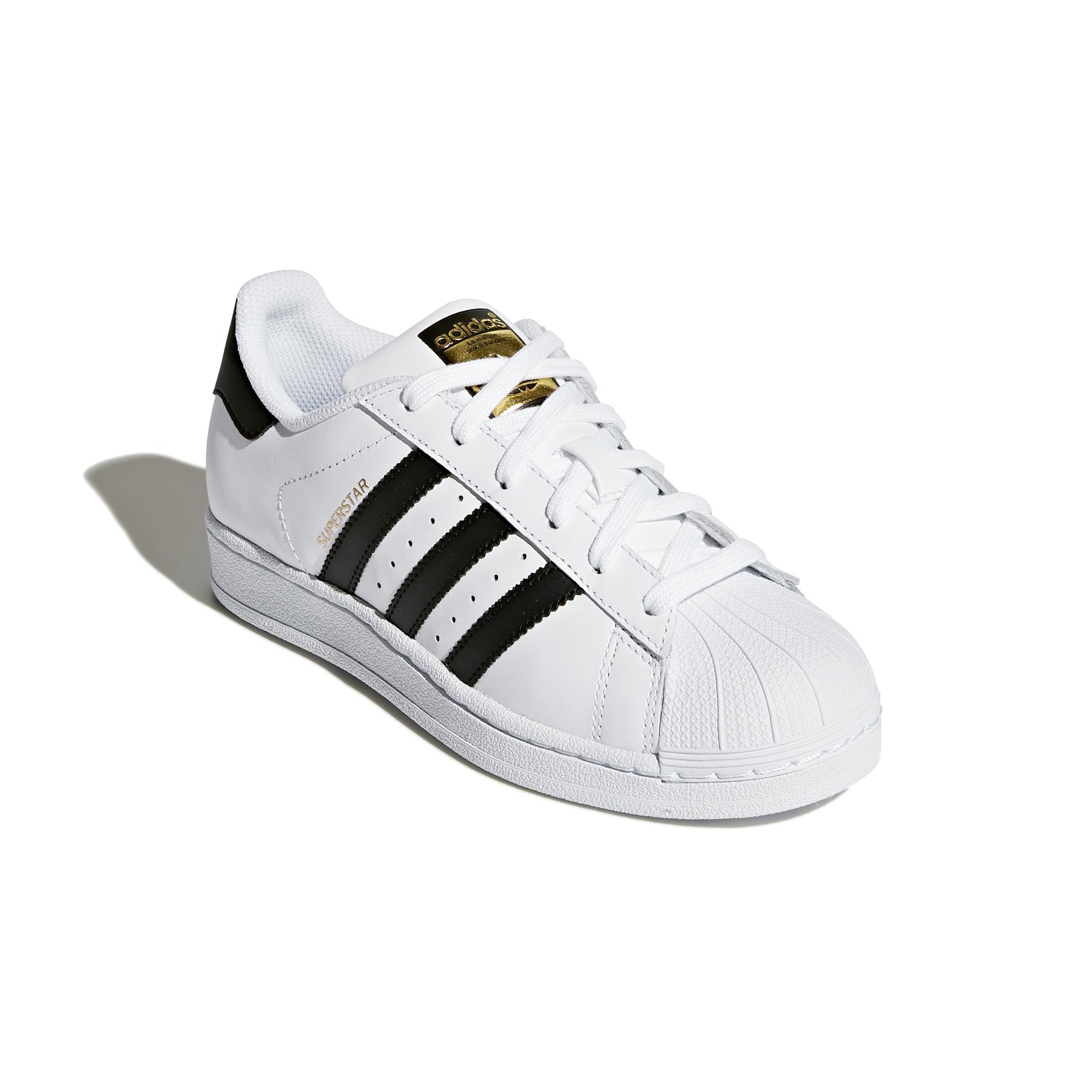 product/a/d/adidas-originals_c77154_7_footwear_photography_front_lateral_top_view_white_000.jpg