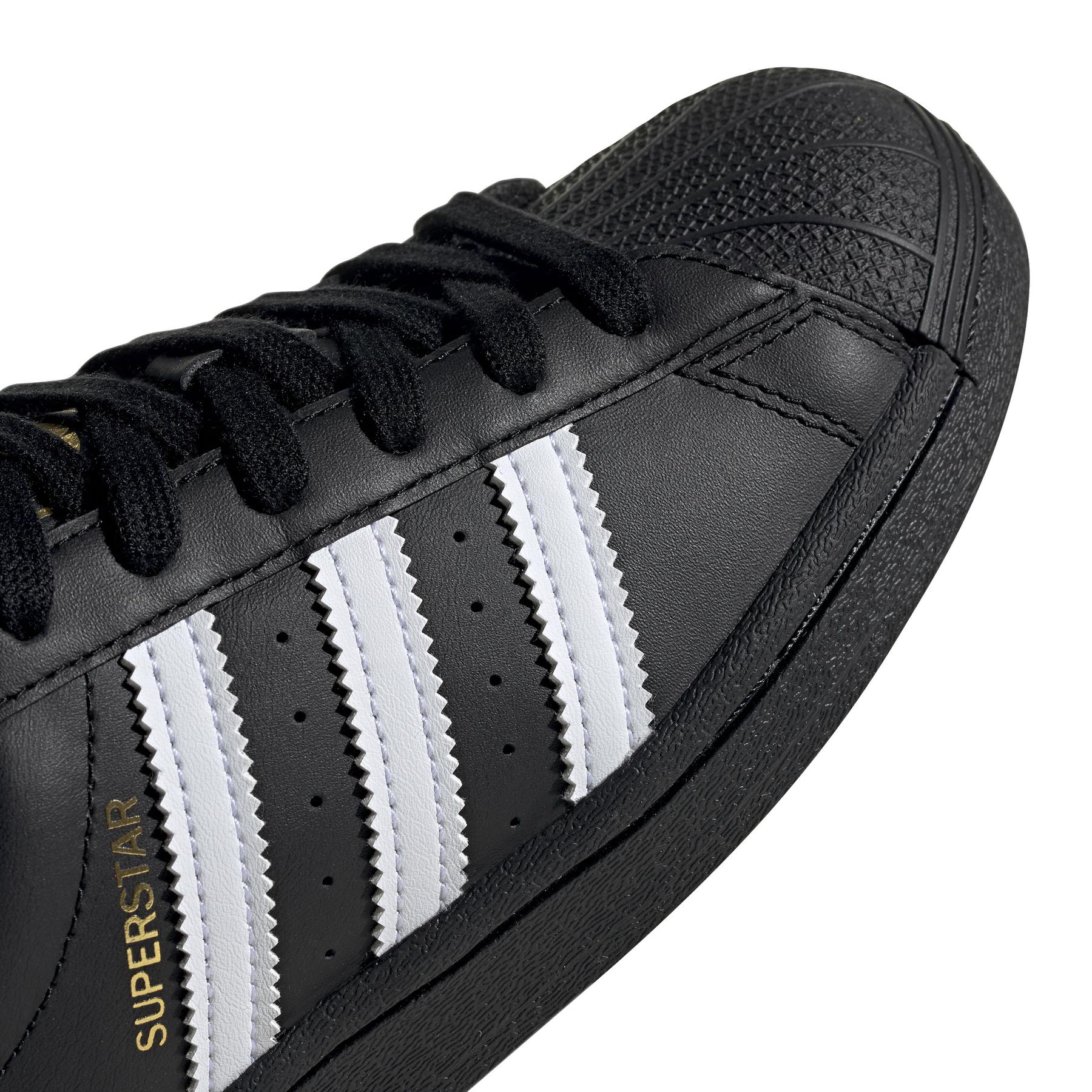 product/a/d/adidas-originals_ef5398_9_footwear_photography_detail_view_2_white_000.jpg