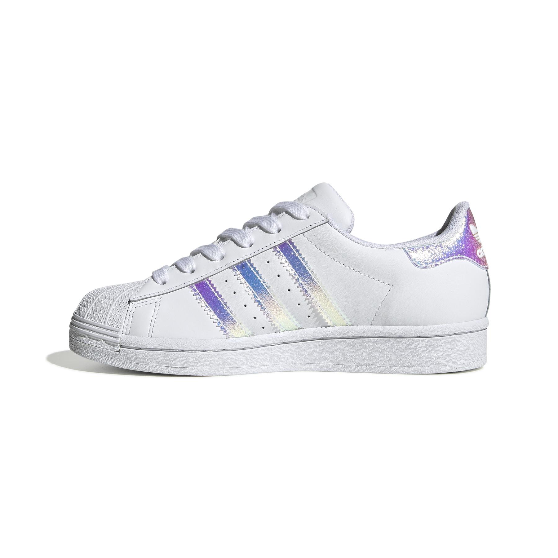product/a/d/adidas-originals_fv3139_5_footwear_photography_side_medial_center_view_white_000.jpg