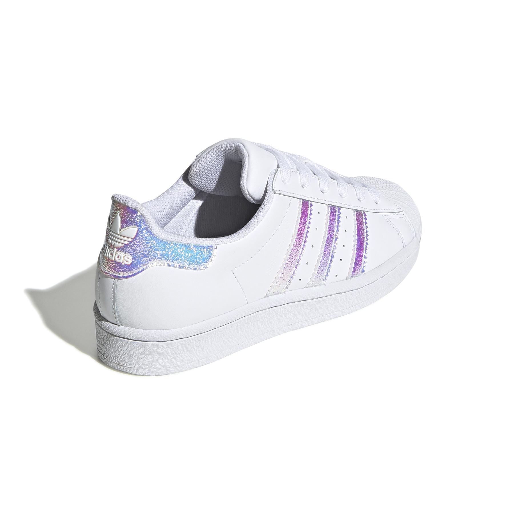 product/a/d/adidas-originals_fv3139_7_footwear_photography_back_lateral_top_view_white_000.jpg