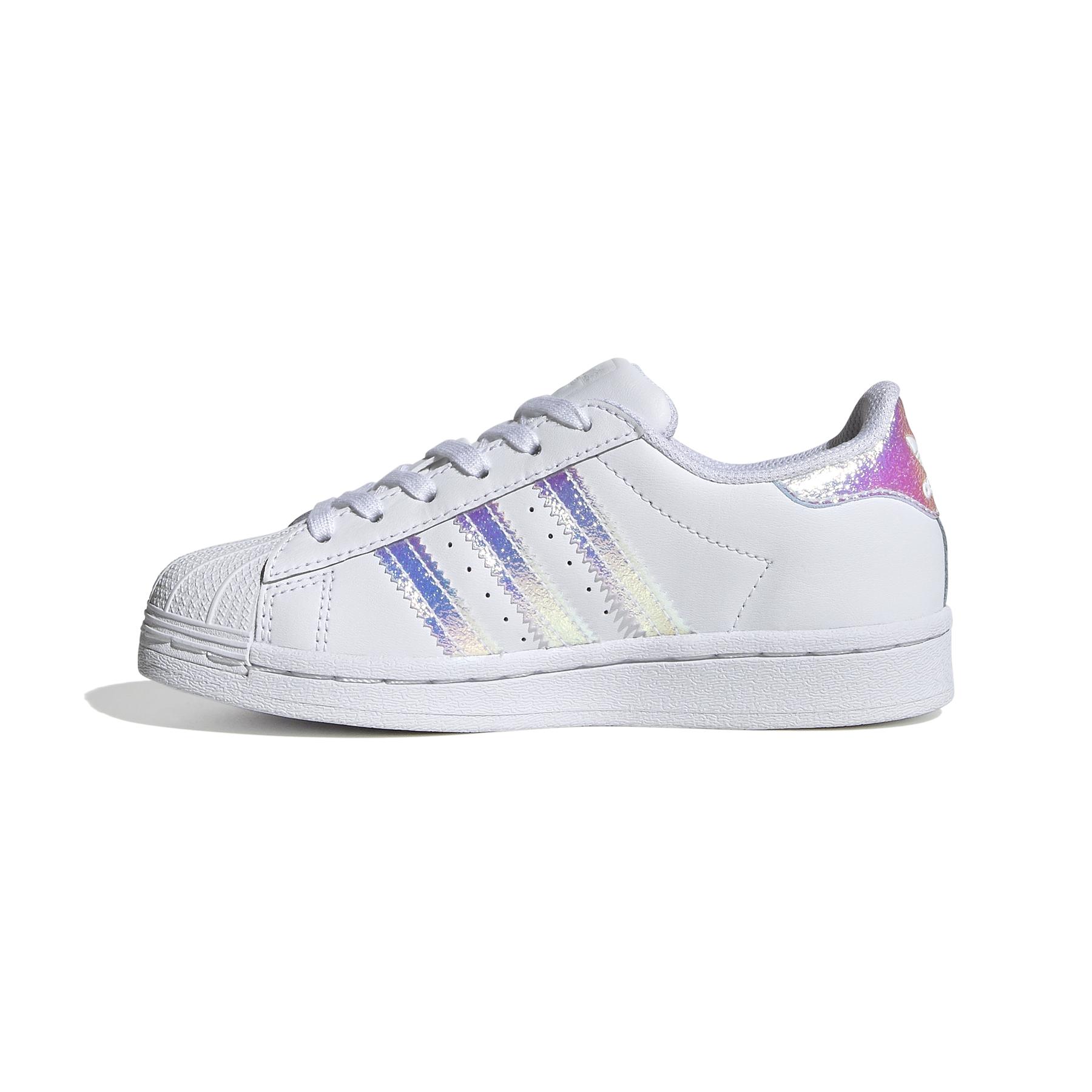 product/a/d/adidas-originals_fv3147_5_footwear_photography_side_medial_center_view_white_000.jpg