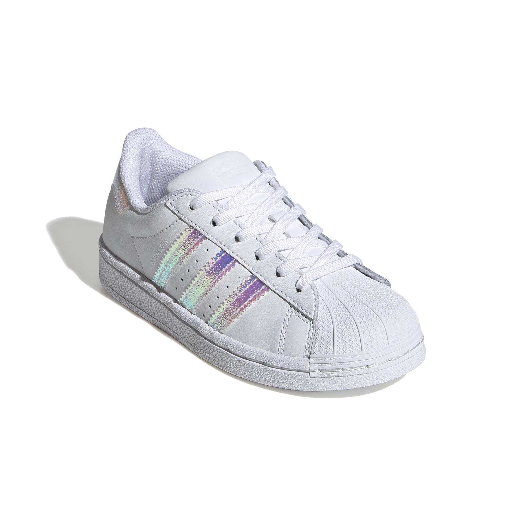 product/a/d/adidas-originals_fv3147_6_footwear_photography_front_lateral_top_view_white_000.jpg