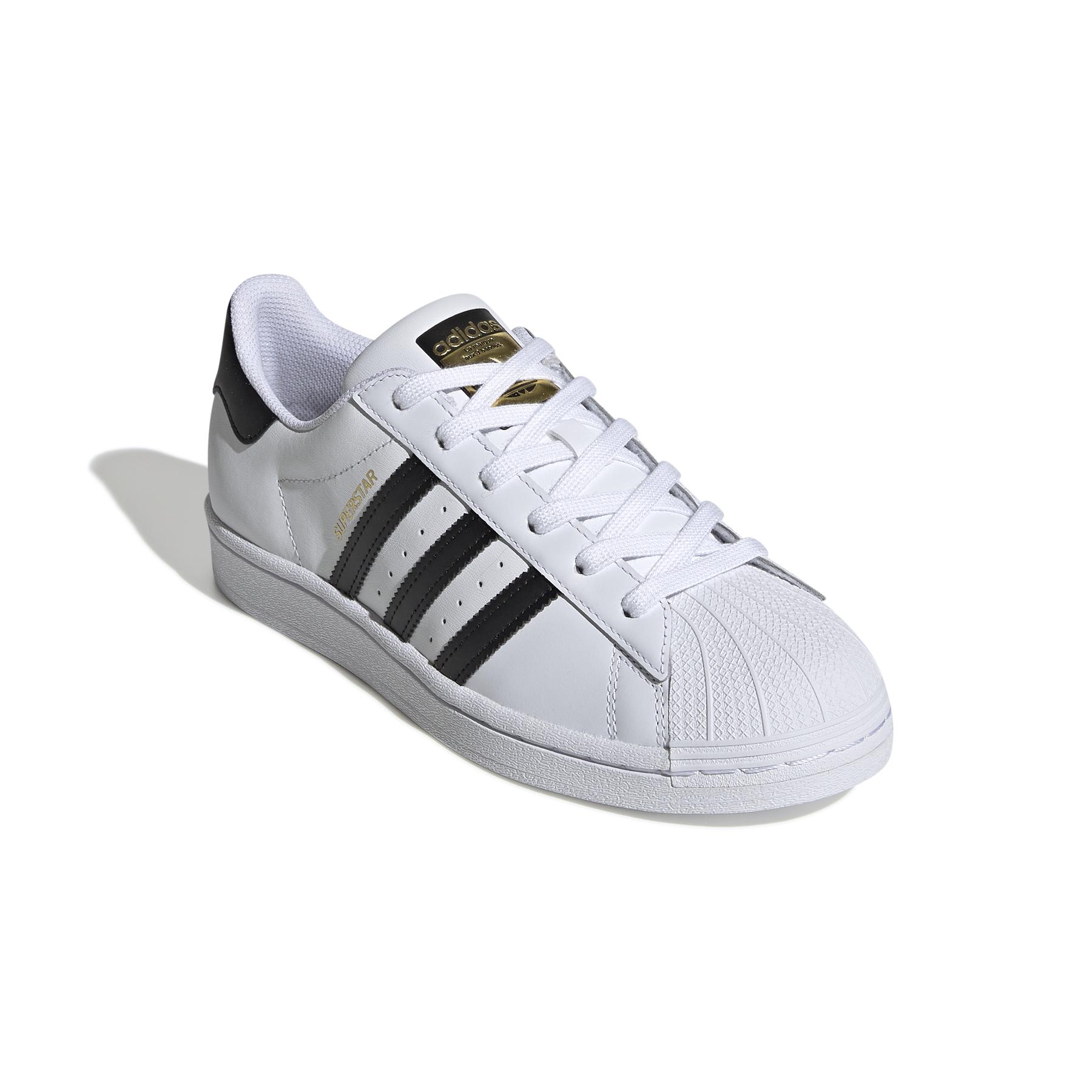 product/a/d/adidas-originals_fv3284_6_footwear_photography_front_lateral_top_view_white_000.jpg