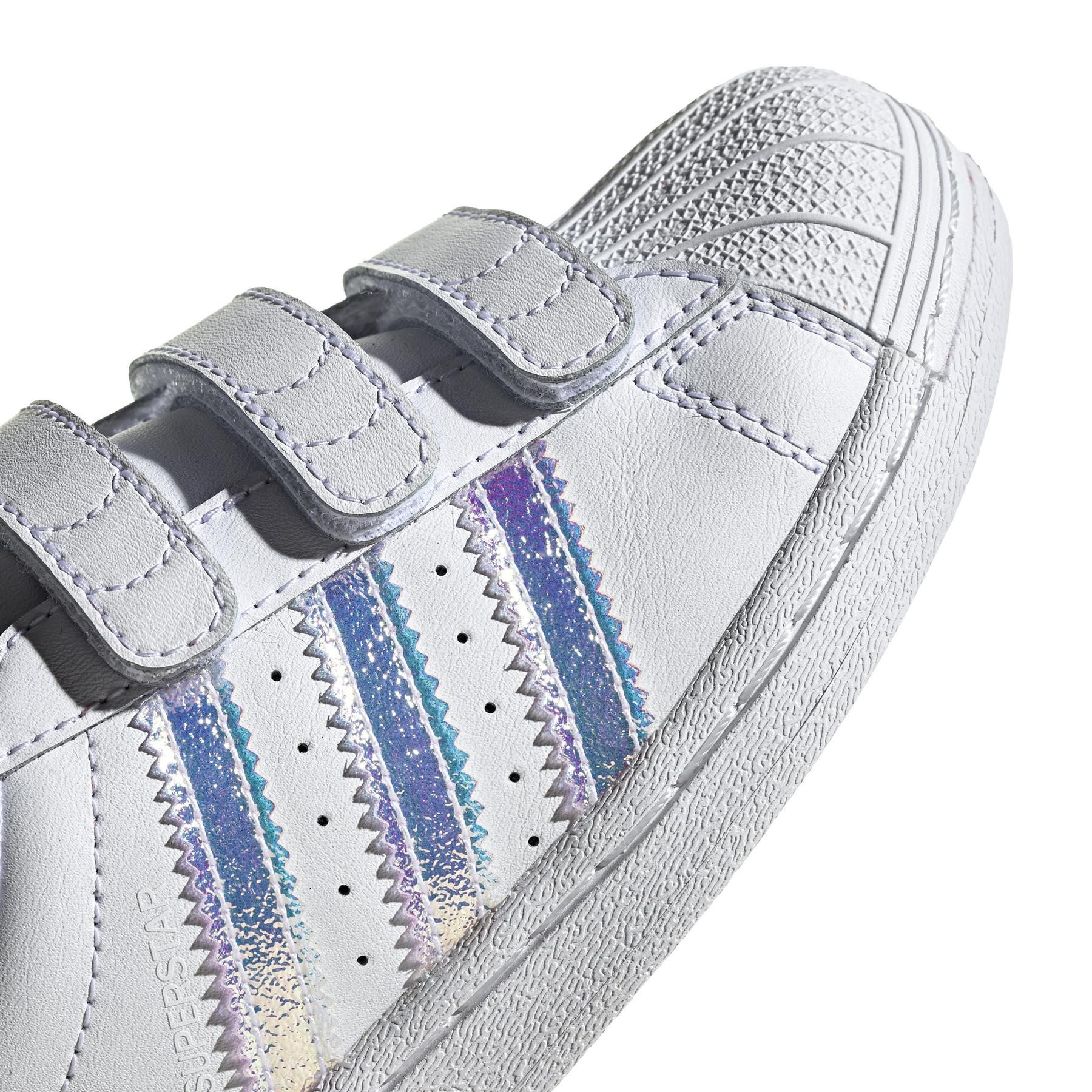 product/a/d/adidas-originals_fv3655_10_footwear_photography_detail_view_3_white_000.jpg