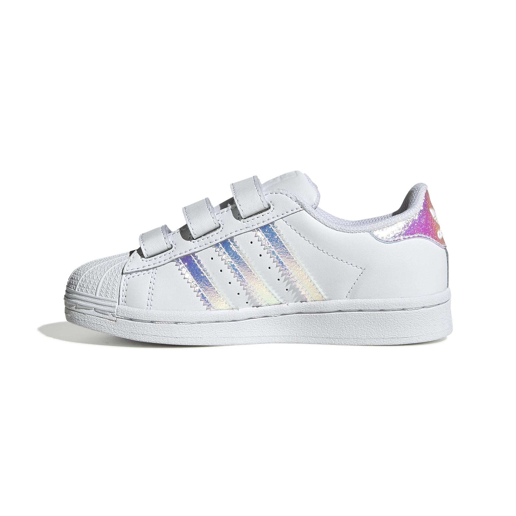 product/a/d/adidas-originals_fv3655_5_footwear_photography_side_medial_center_view_white_000.jpg