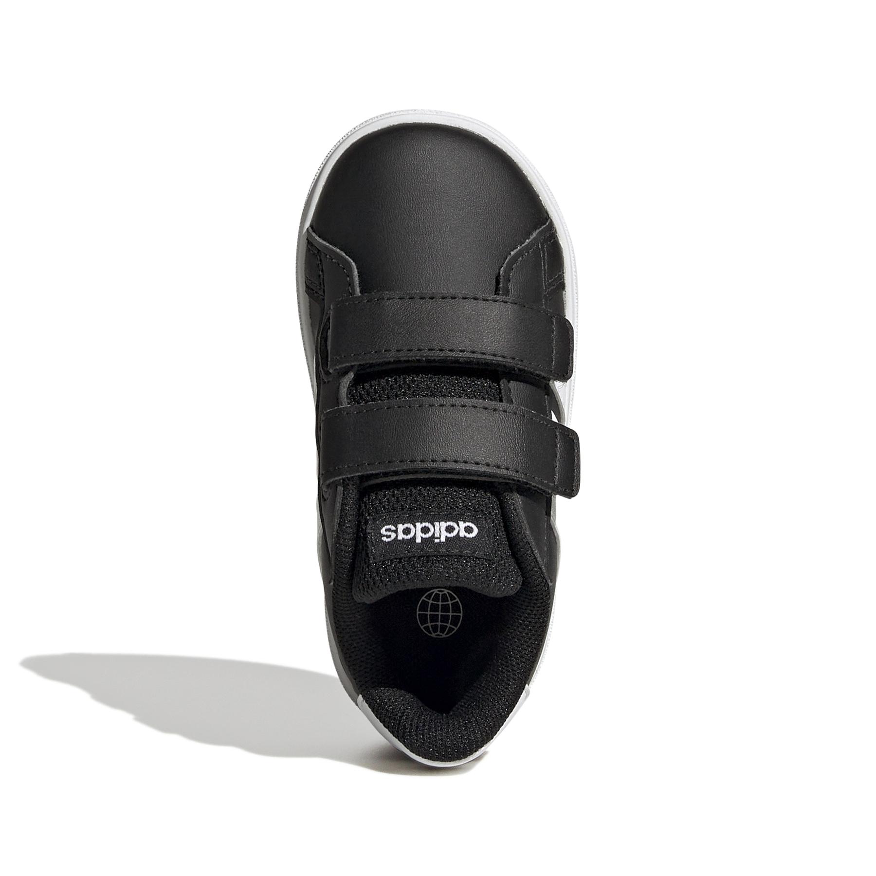 product/a/d/adidas-originals_gw6523_3_footwear_photography_top_portrait_view_white_000.jpg