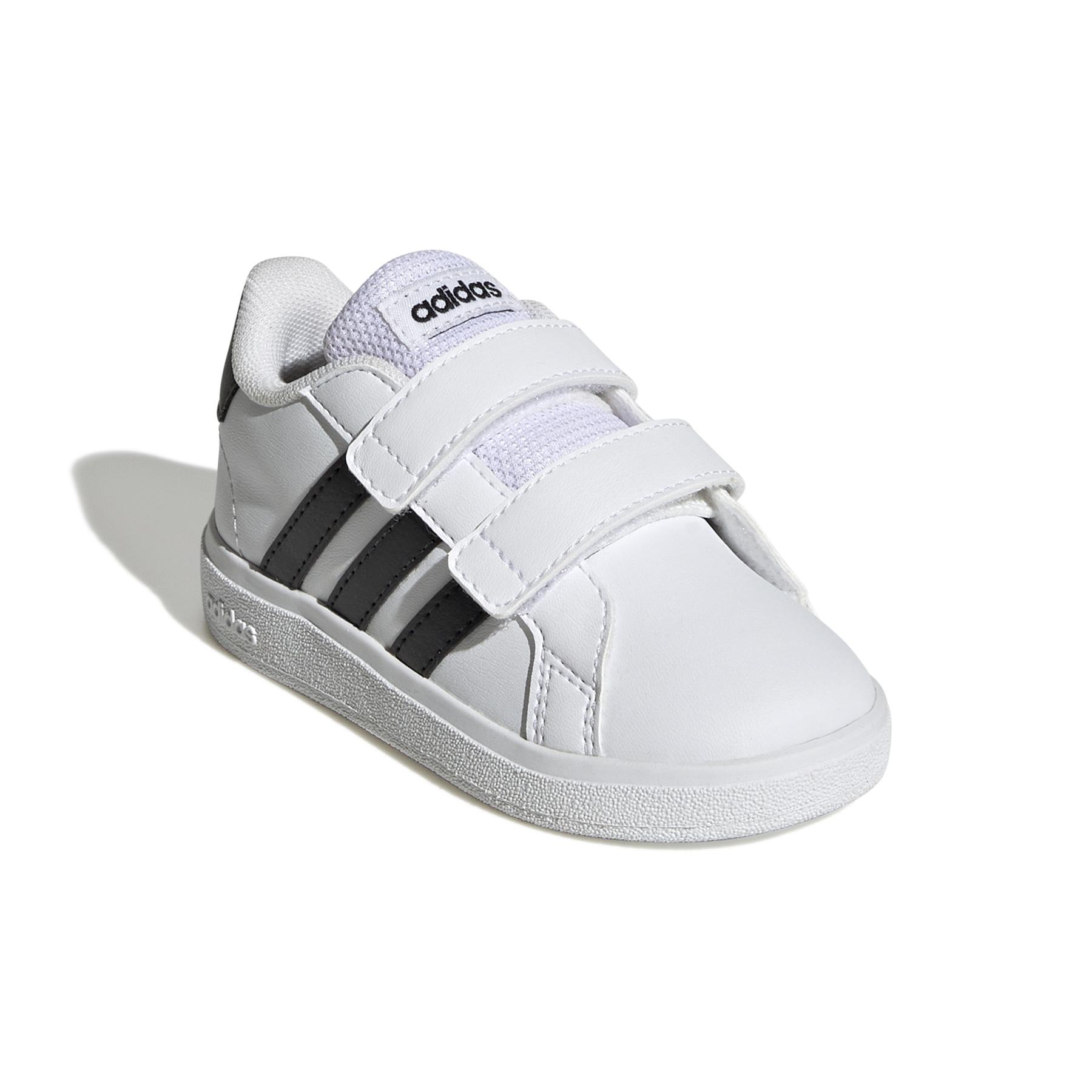 product/a/d/adidas-originals_gw6527_6_footwear_photography_front_lateral_top_view_white_000.jpg
