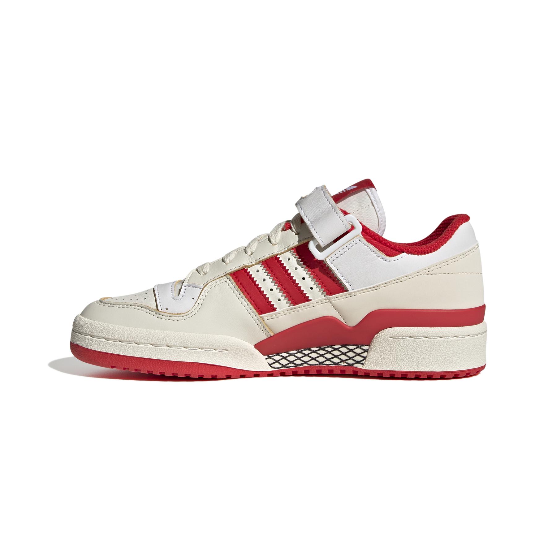 product/a/d/adidas-originals_gx4518_5_footwear_photography_side_medial_center_view_white_000.jpg