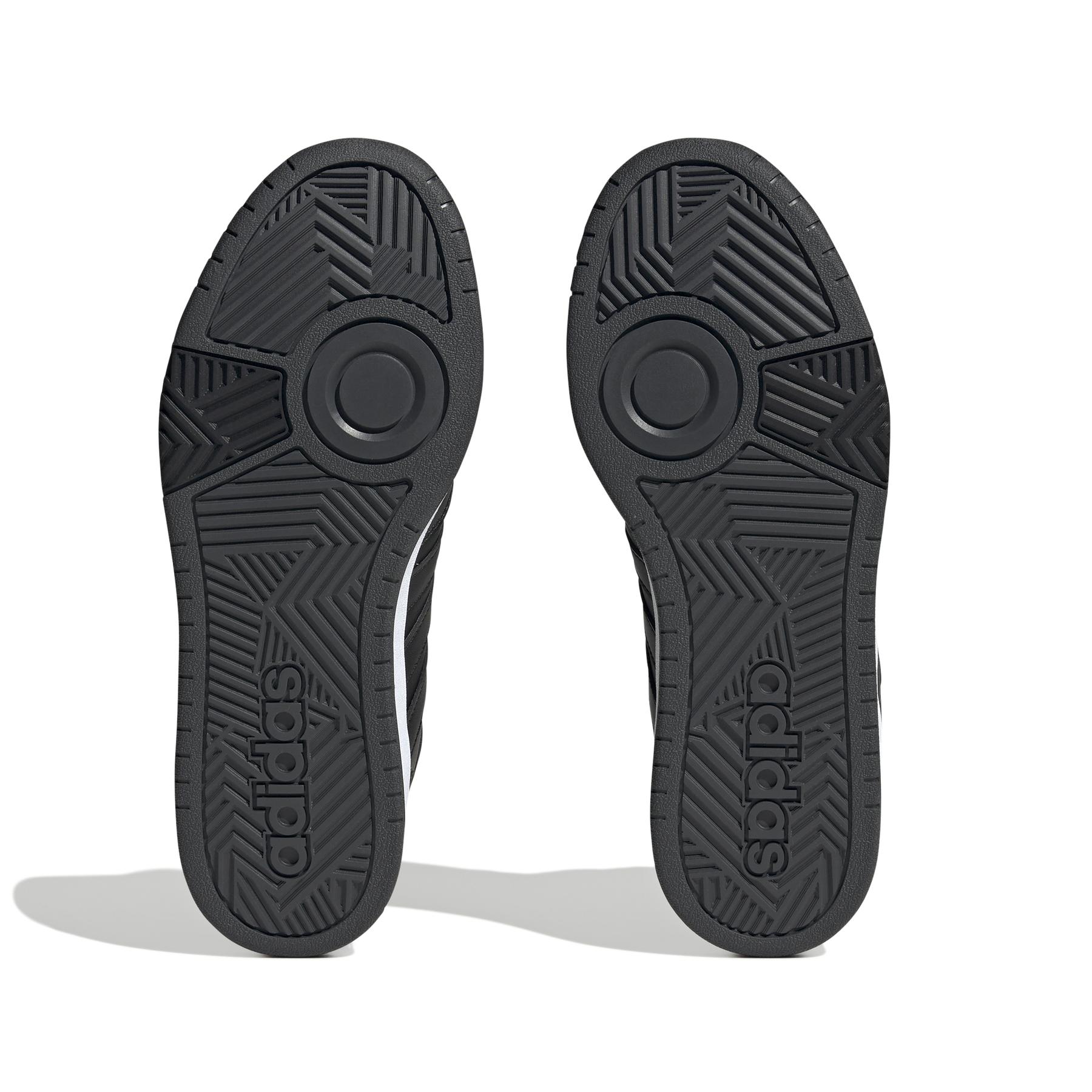 product/a/d/adidas-originals_gz6679_4_footwear_photography_bottom_view_white.jpg