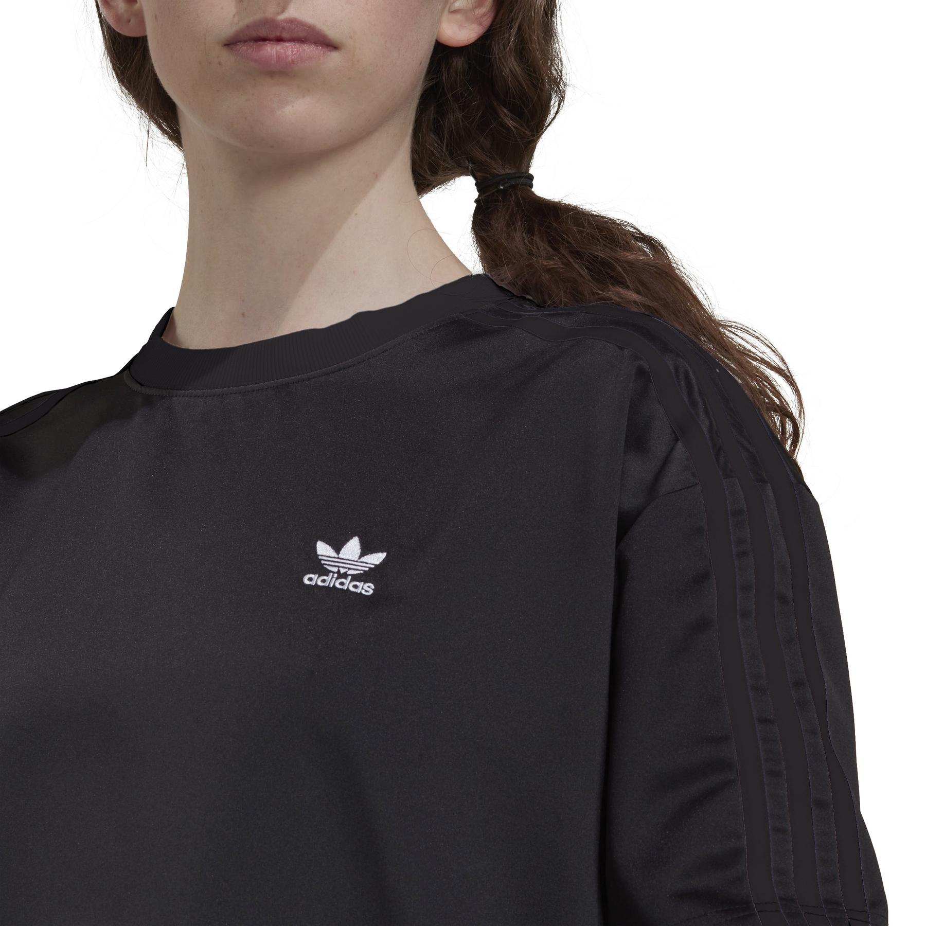 product/a/d/adidas-originals_hk5079_7_apparel_on_model_detail_view_1_white.jpg