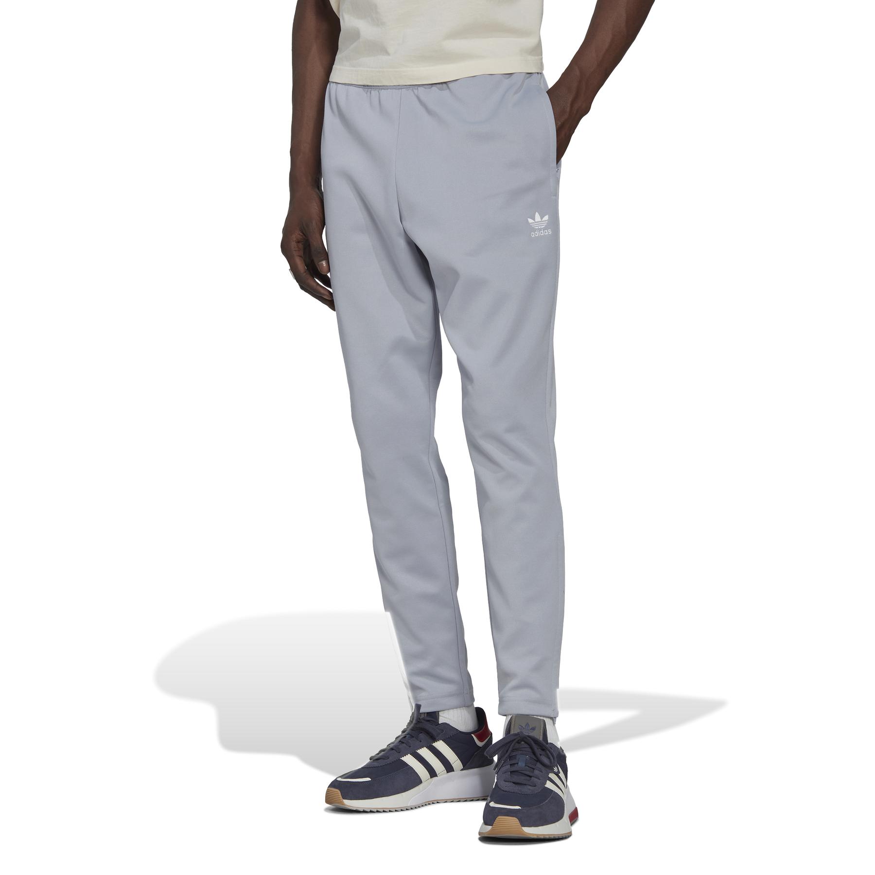 product/a/d/adidas-originals_hk7348_3_apparel_on_model_standard_view_white.jpg
