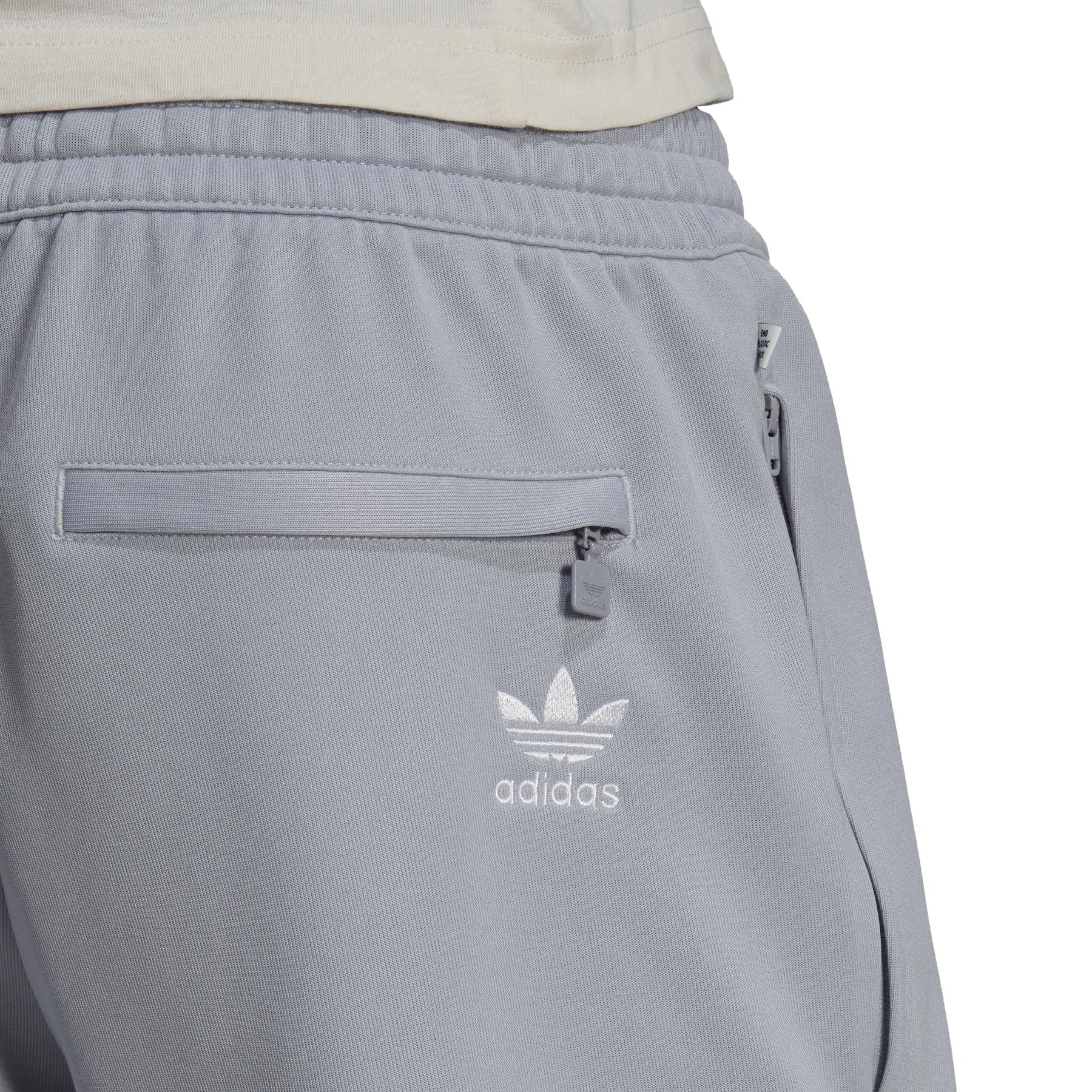 product/a/d/adidas-originals_hk7348_6_apparel_on_model_detail_view_1_white.jpg
