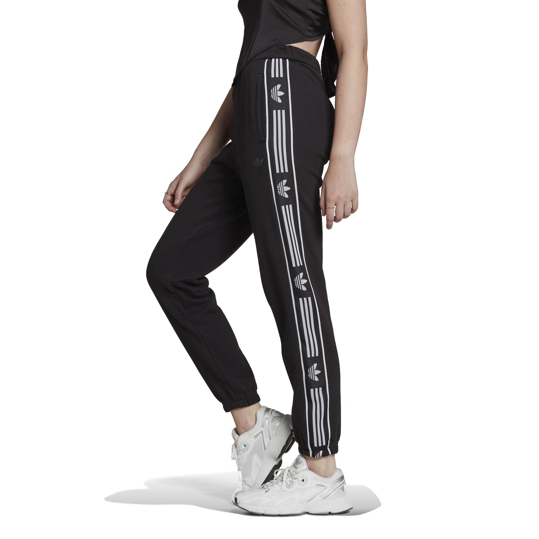 product/a/d/adidas-originals_hm1530_5_apparel_on_model_side_view_white.jpg
