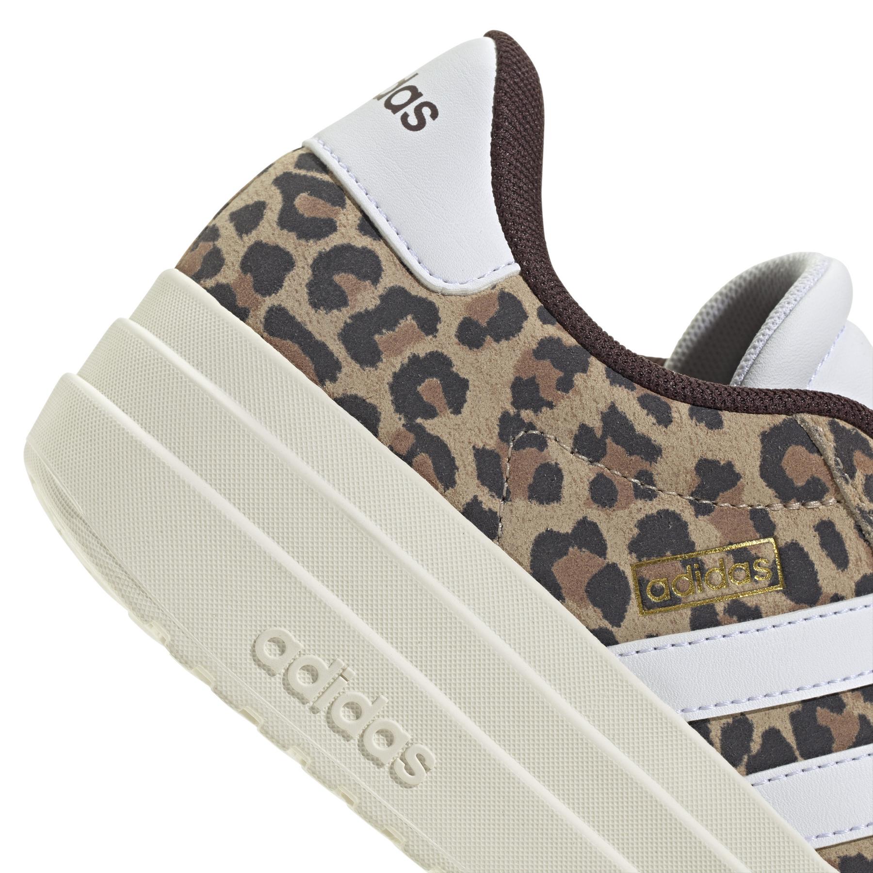 product/a/d/adidas-originals_js4376_9_footwear_photography_detail_view_2_white.jpg