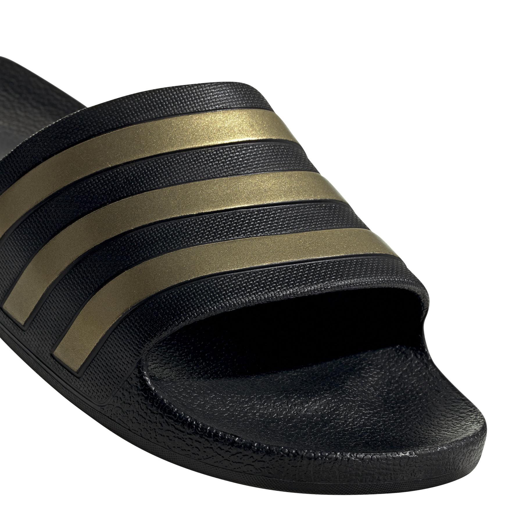 product/a/d/adidas_eg1758_8_footwear_photography_detail_view_1_white.jpg