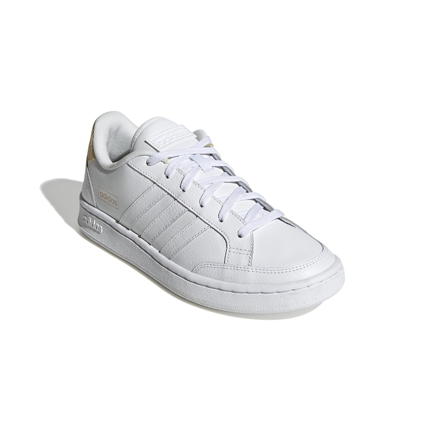 product/a/d/adidas_fw3301_6_footwear_photography_front_lateral_top_view_white_000.jpg