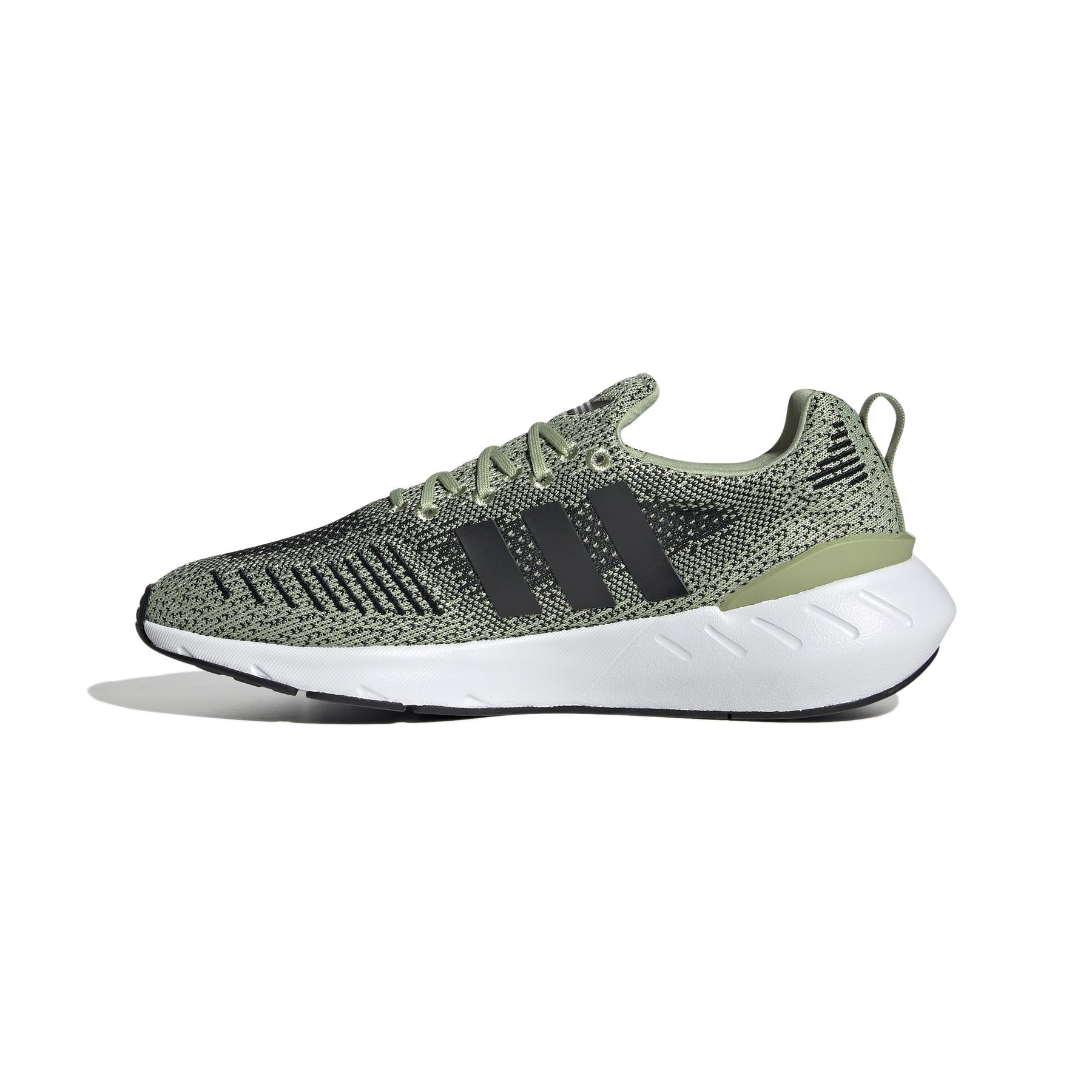 product/a/d/adidas_gz3505_5_footwear_photography_side_medial_center_view_white_000.jpg