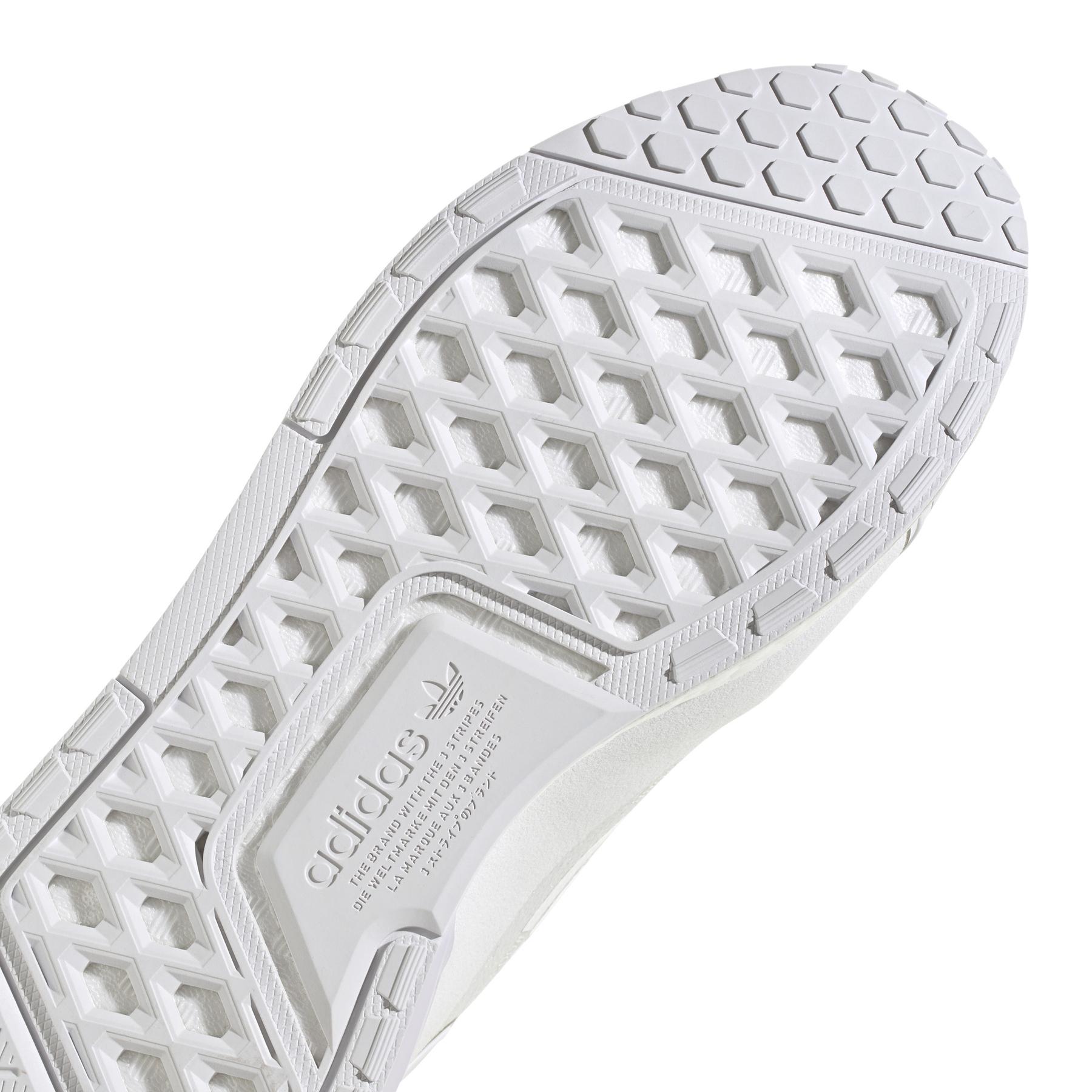 product/a/d/adidas_hp9831_8_footwear_photography_detail_view_1_white.jpg