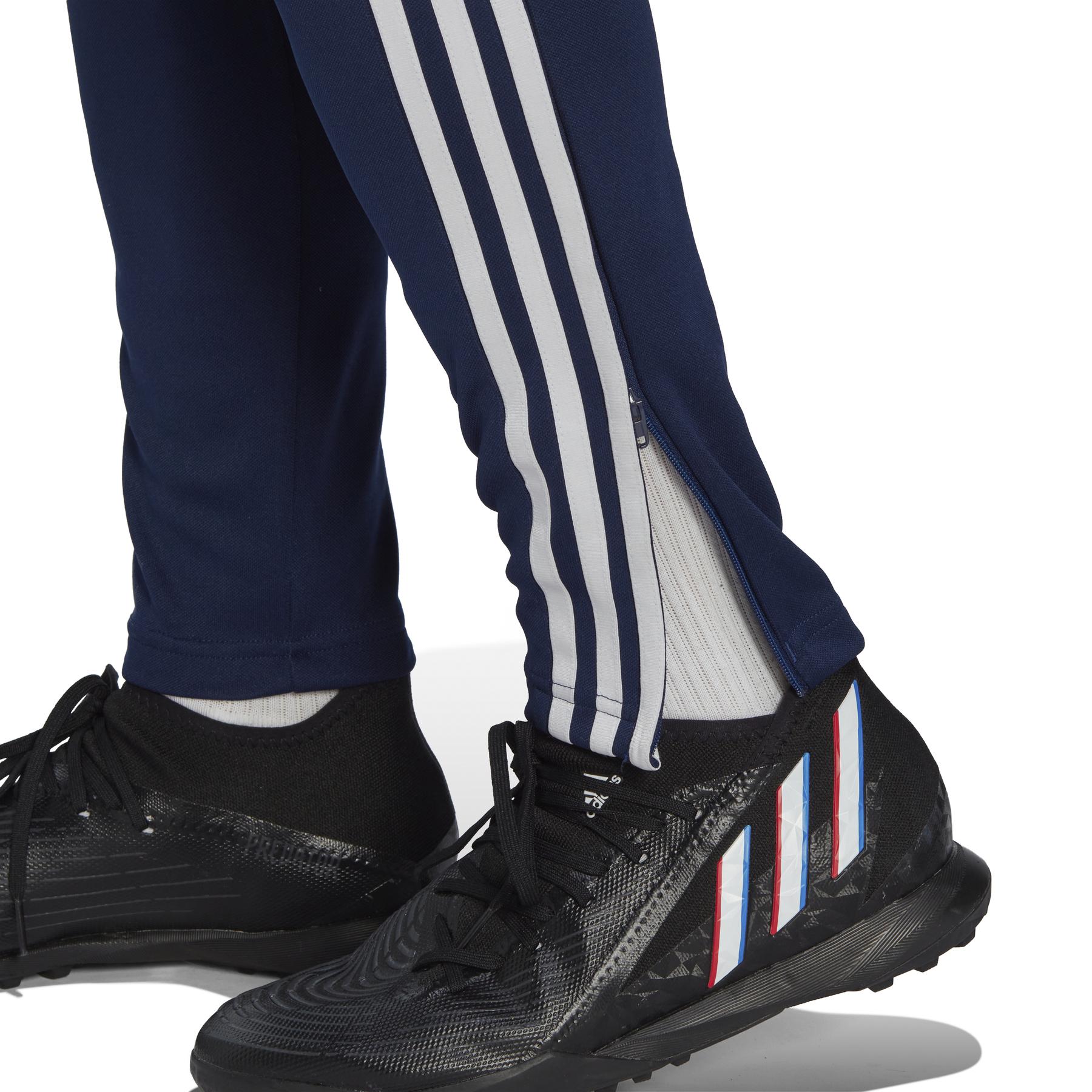 product/a/d/adidas_hs3493_7_apparel_on_model_detail_view_2_white.jpg