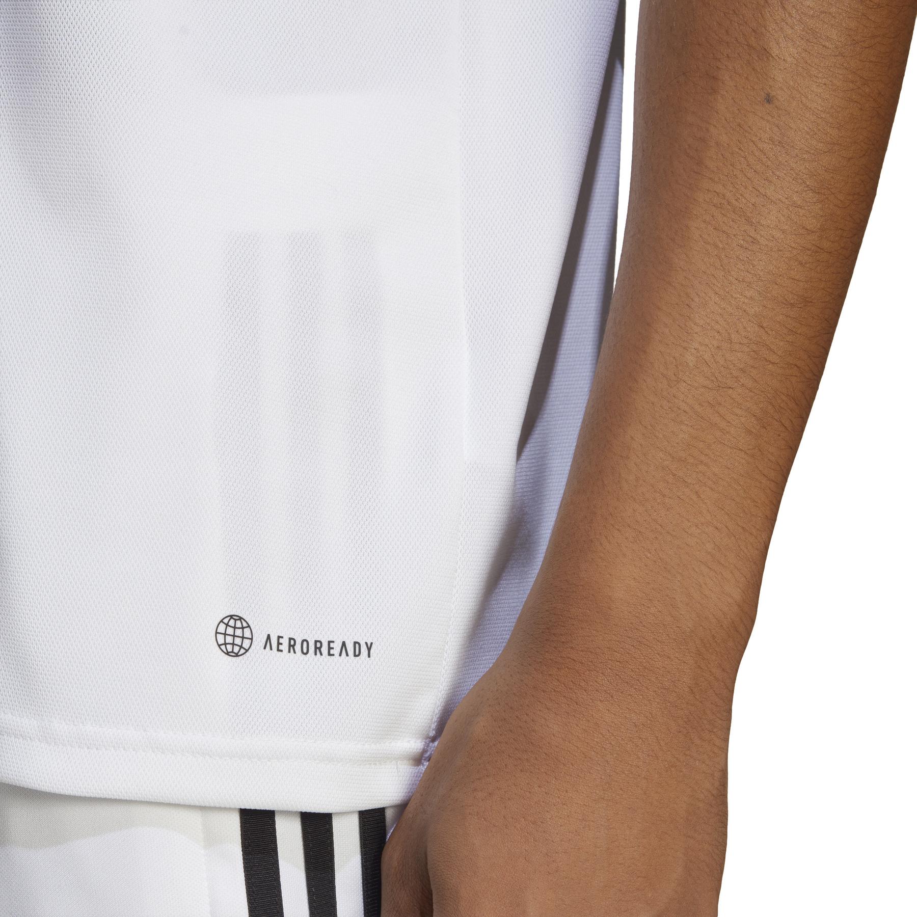 product/a/d/adidas_hs3580_8_apparel_on_model_detail_view_2_white.jpg