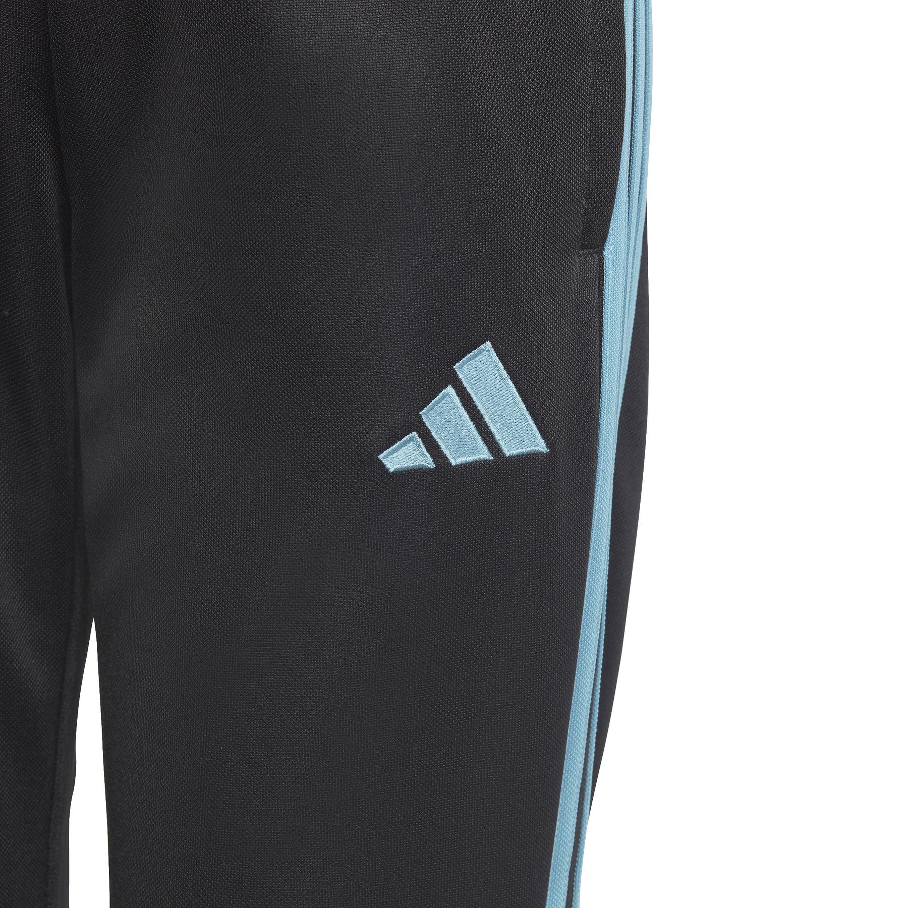 product/a/d/adidas_ic1588_4_apparel_photography_detail_view_1_white.jpg